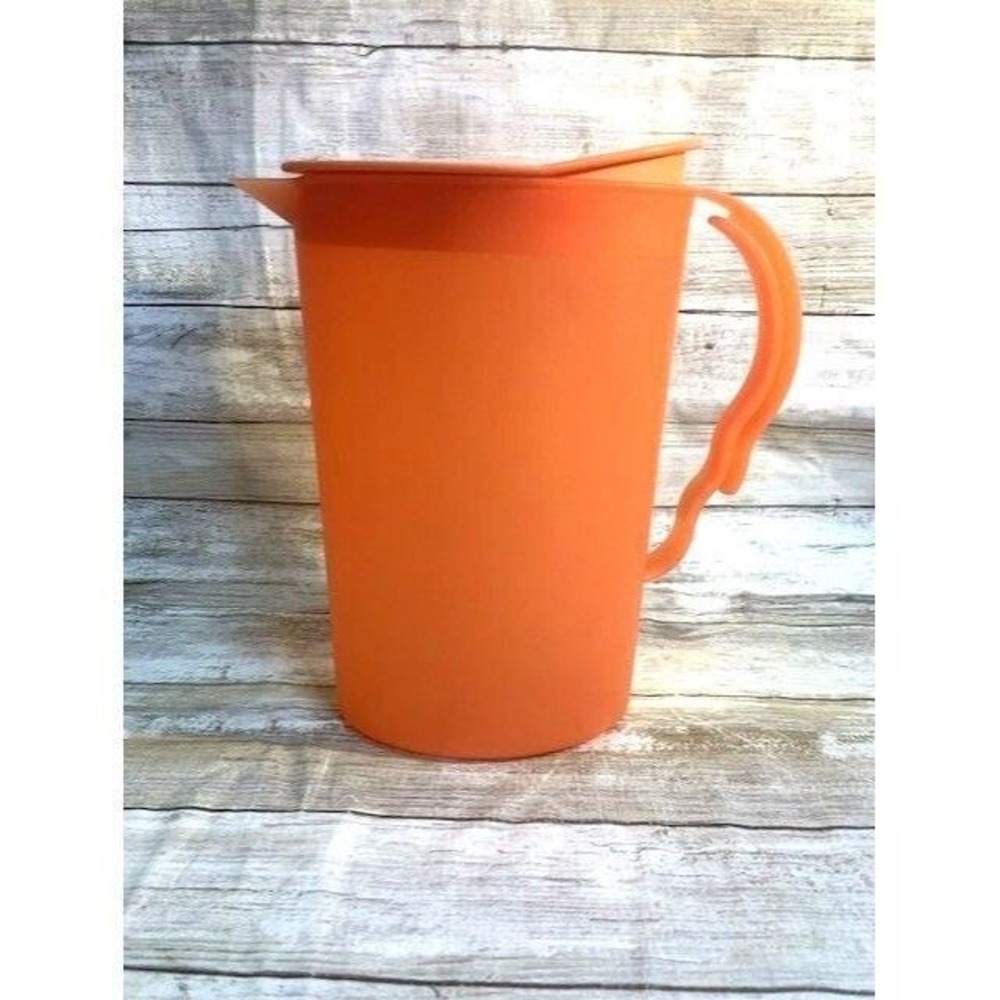 Tupperware Orange 2.1L Slimline Pitcher with‎ Rocker Lid
